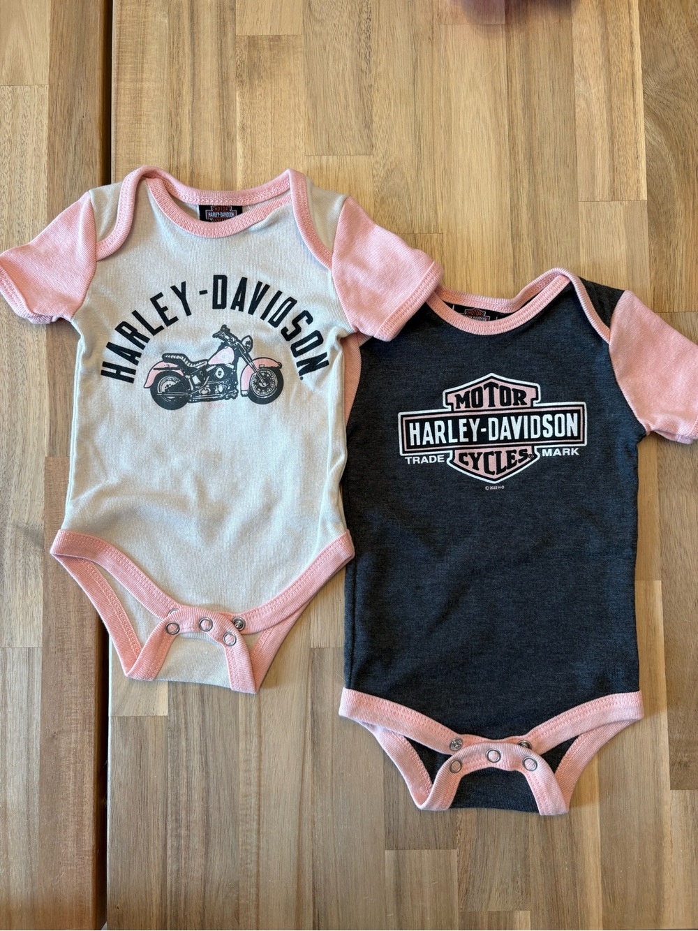 Harley-Davidson Baby Girl 2-Pack Bodysuit Onesie Set 0-3 months